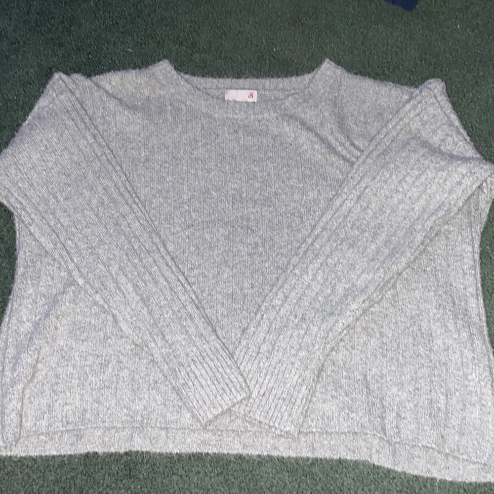 grey long sleeve